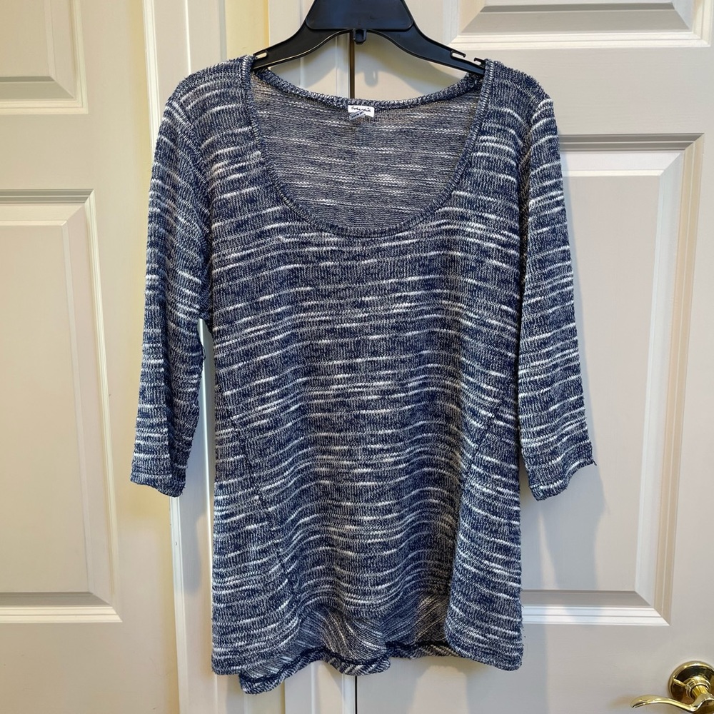 Splendid Blue And White Stripe Knit Quarter Sleeve Scoop Neck Top